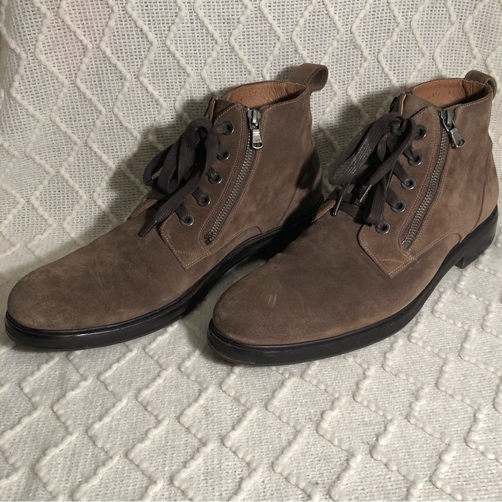John Varvatos USA Waverly Laceless Chukka Boots suede Sz 11